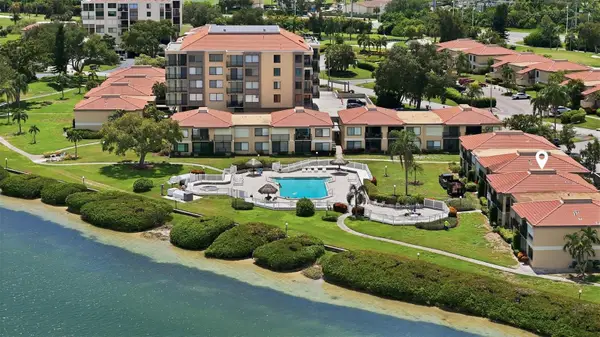 6104 Palma Del Mar Boulevard S #112, ST PETERSBURG, FL 33715