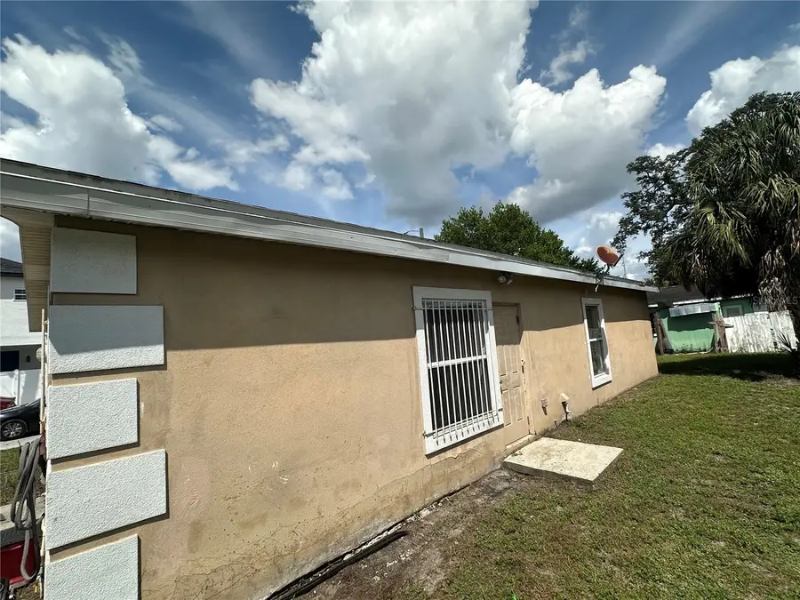 2305 E 28th Avenue, Tampa, FL 33605 - #3