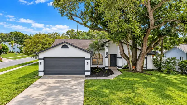 2185 Little Brook Lane, CLEARWATER, FL 33763