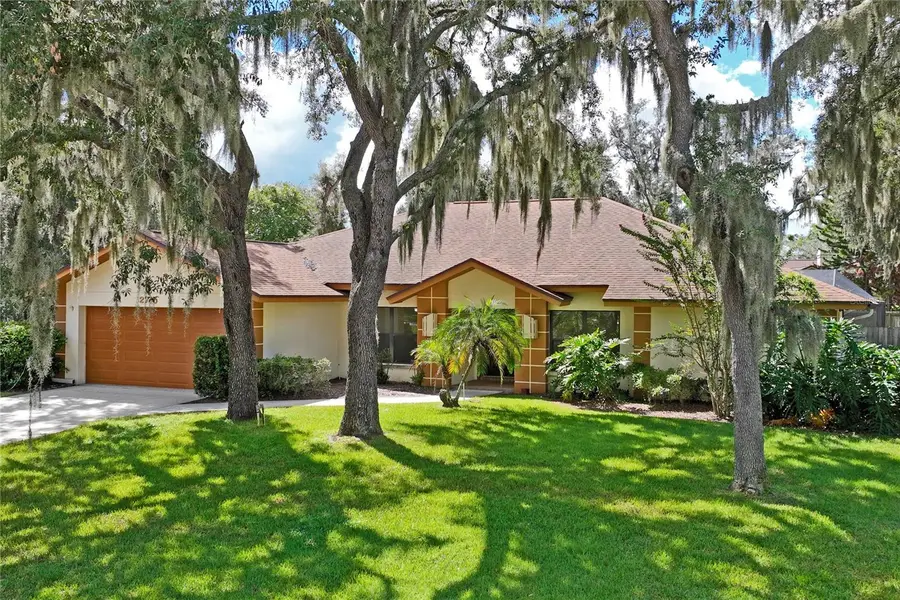 2715 Laurel Oak Drive, Plant City, FL 33566 - #2
