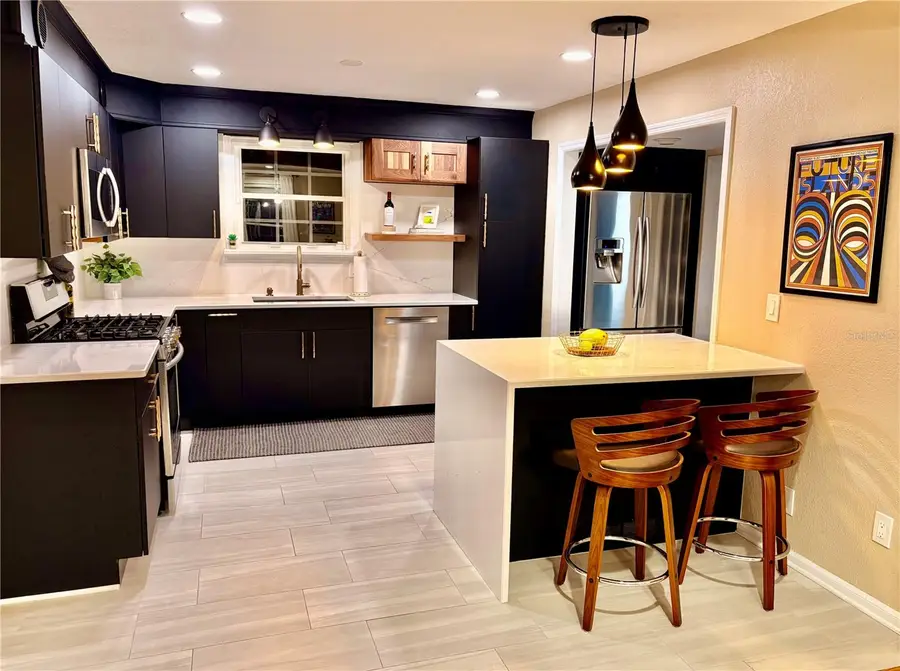 1350 26th Avenue N, Saint Petersburg, FL 33704 - #3