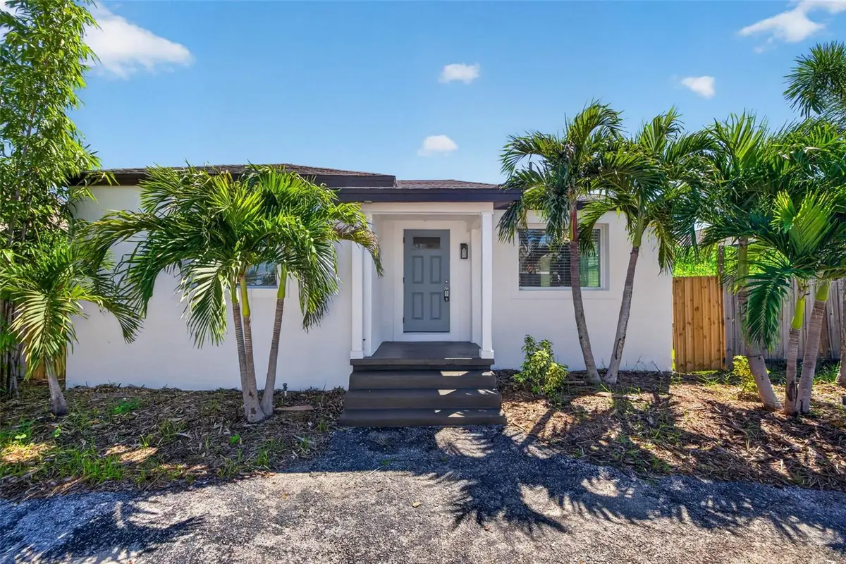 1020 49th Street S, Saint Petersburg, FL 33707 - #1