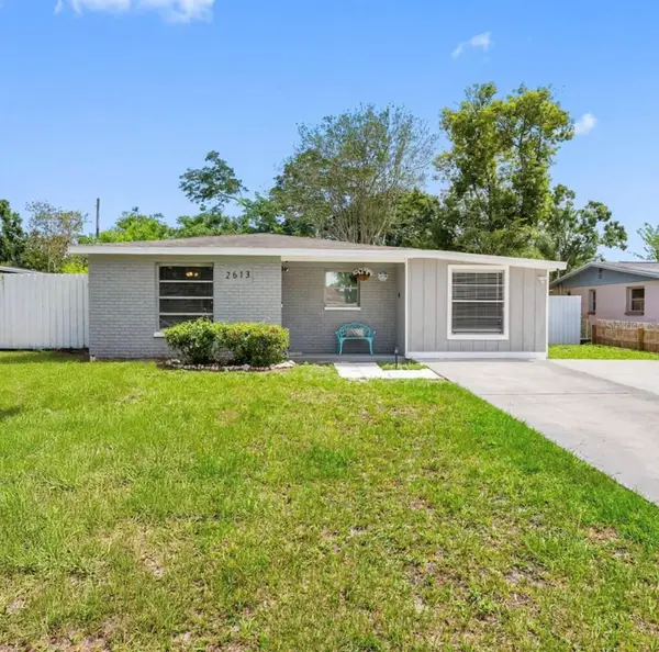 2613 E 111th Avenue, TAMPA, FL 33612
