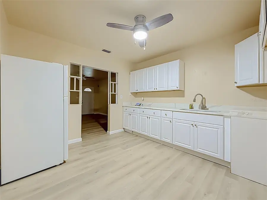 2121 10th Street S, Saint Petersburg, FL 33705 - #3