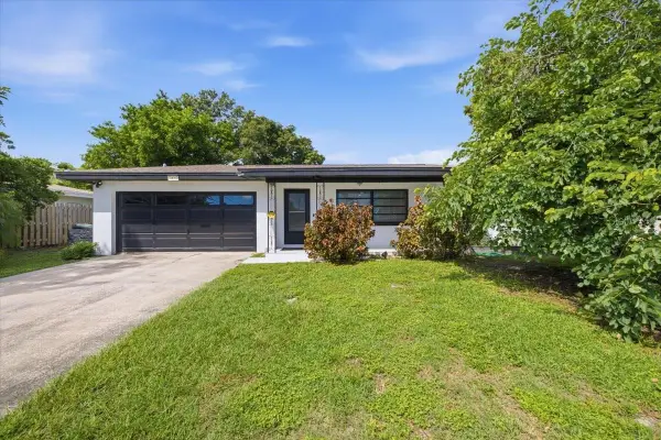 1860 Alberta Drive, CLEARWATER, FL 33756