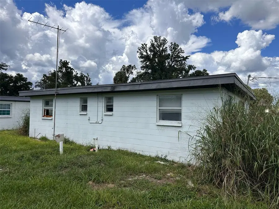 905 E 124th Avenue, Tampa, FL 33612 - #3