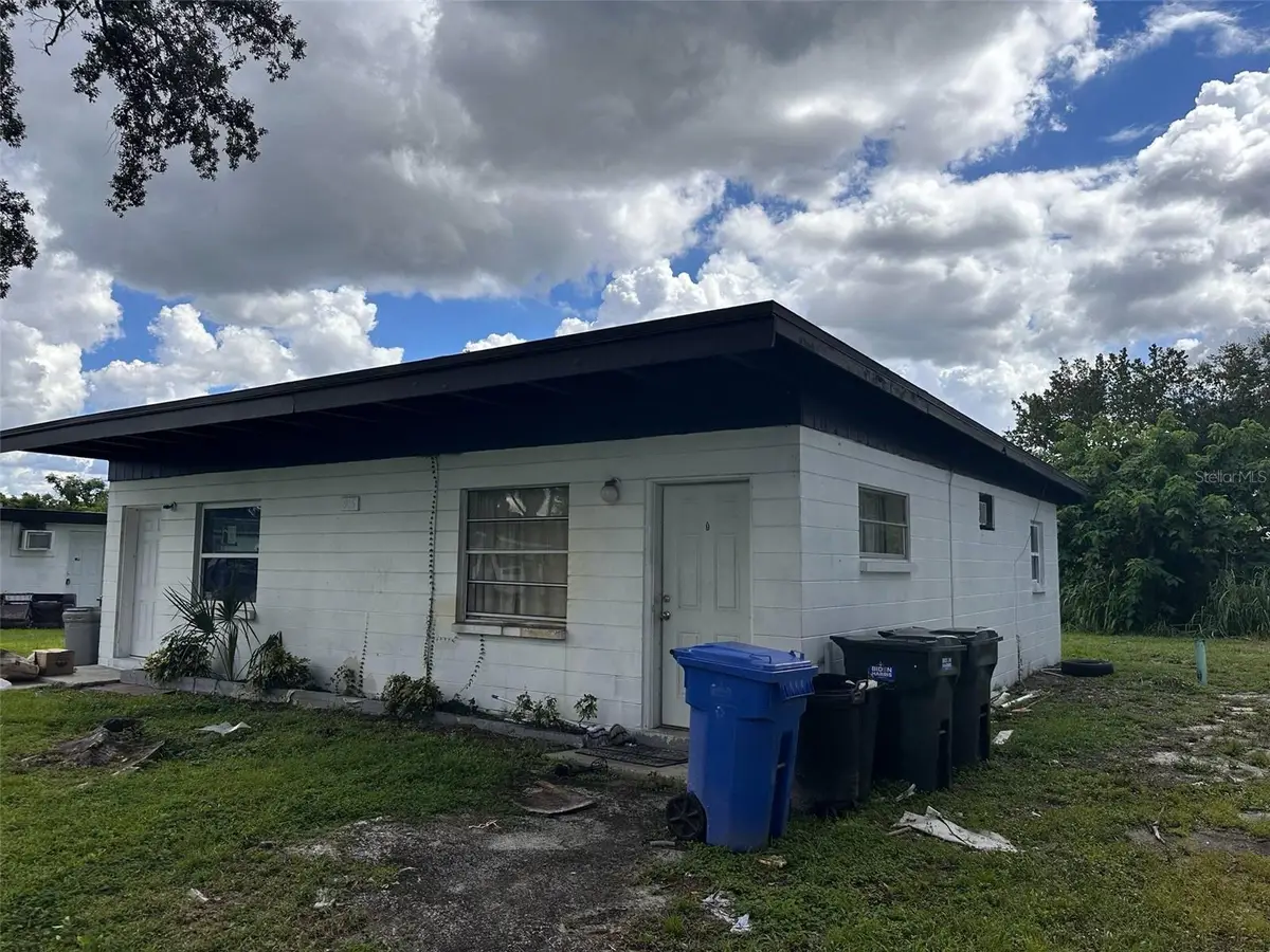906 E 123rd Avenue, Tampa, FL 33612 - #1
