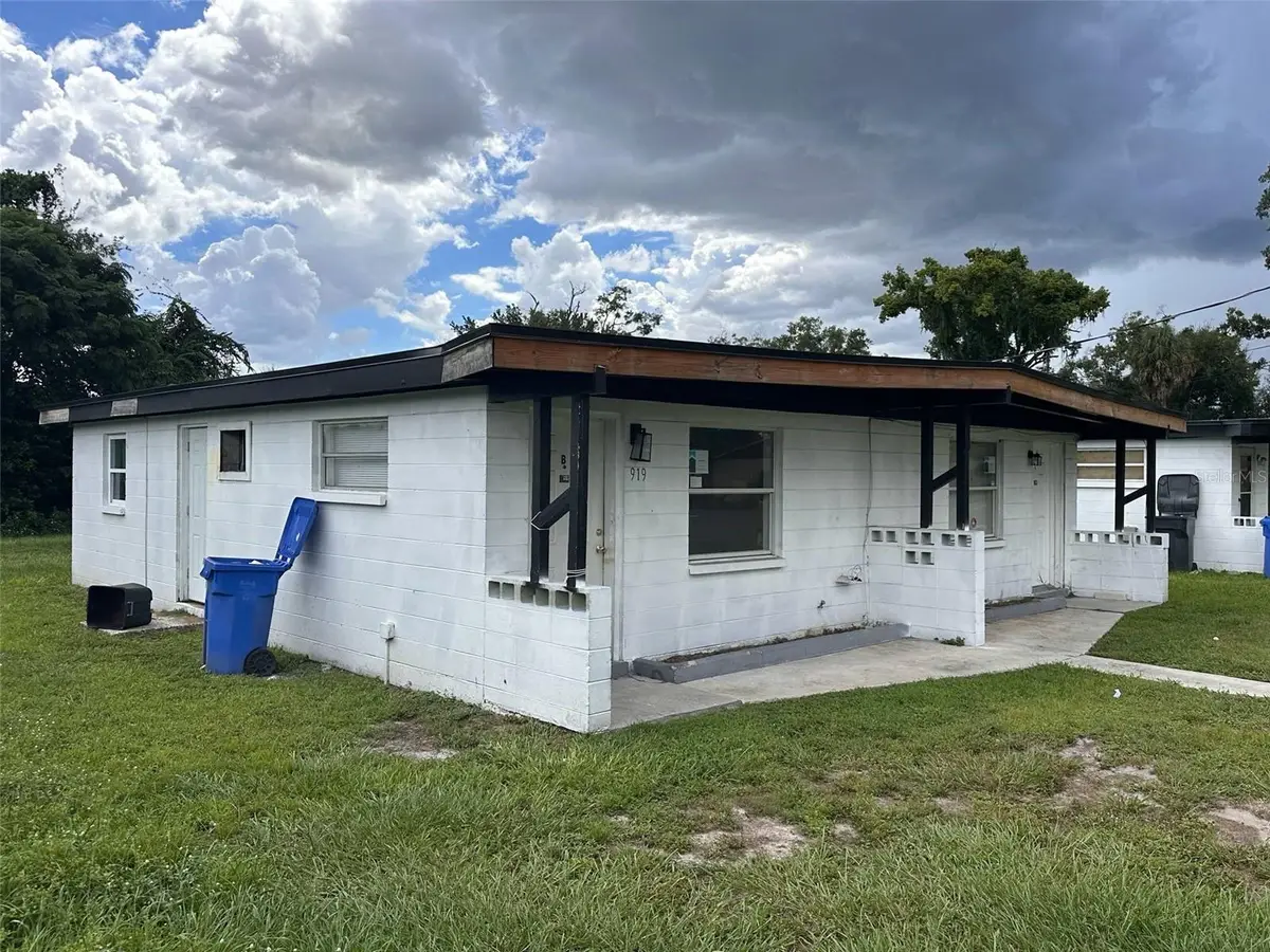 917 E 122nd Avenue, Tampa, FL 33612 - #1