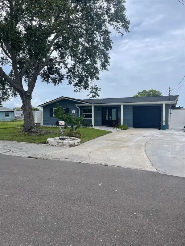 13701 Leslie Drive, HUDSON, FL 34667
