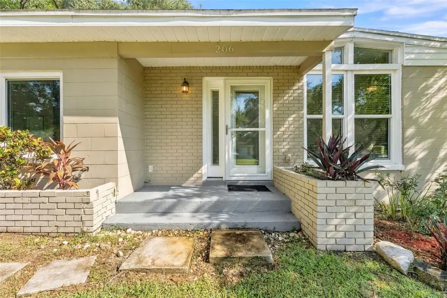 206 Linda Avenue, Temple Terrace, FL 33617 - #3