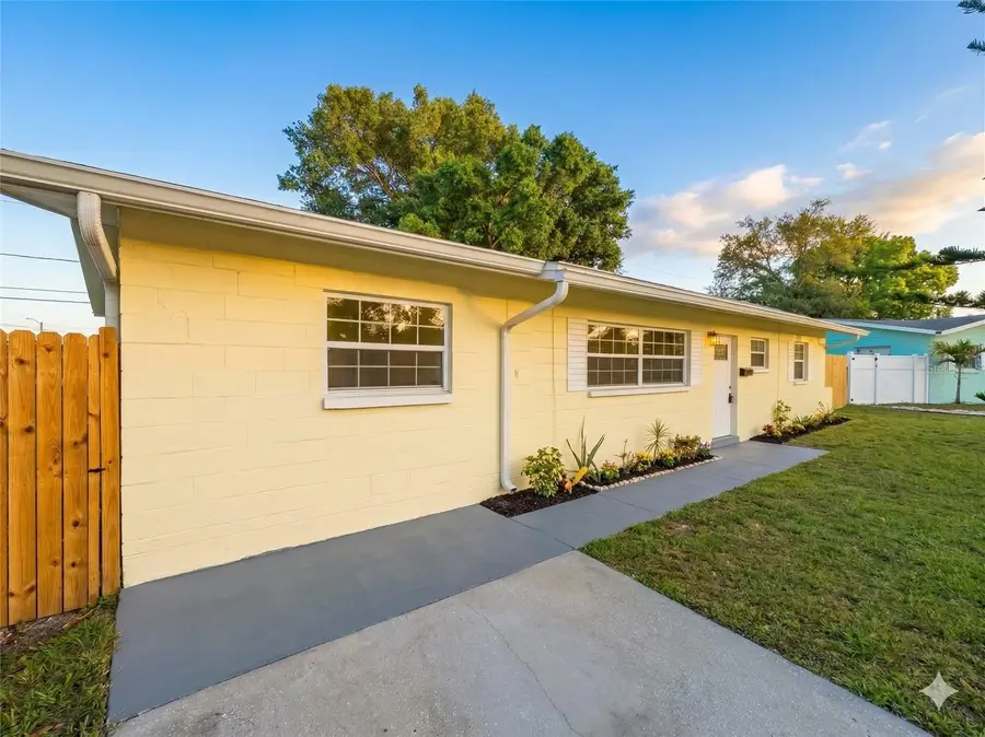 4161 Bluefish Drive Se, Saint Petersburg, FL 33705 - #2