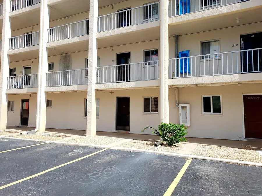 3520 Lake Bayshore Drive #K111, Bradenton, FL 34205 - #2
