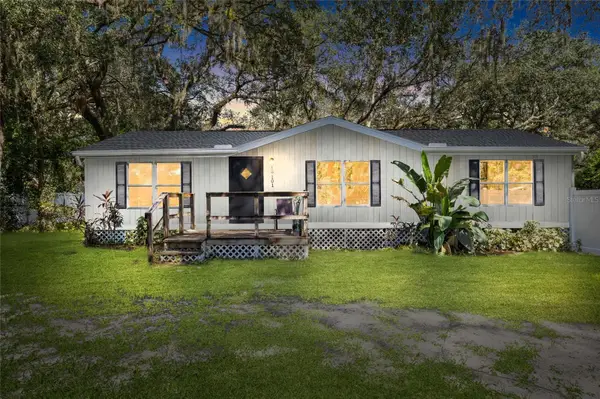 19101 Livengood Road, LUTZ, FL 33559