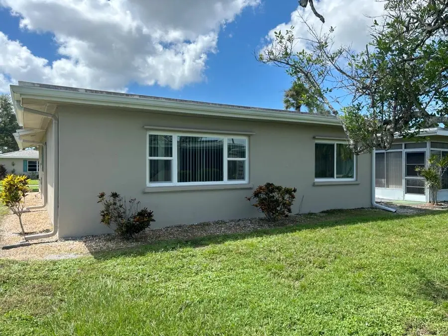 39 Strathmore Boulevard, Sarasota, FL 34233 - #3