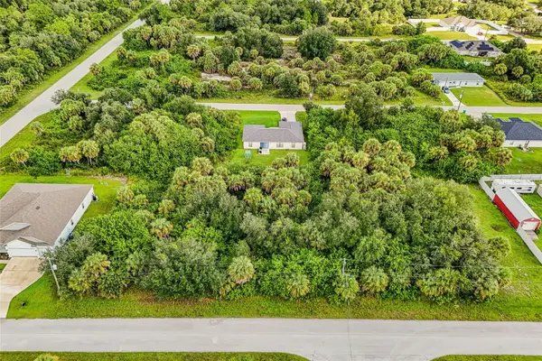 19035 Woodbine Avenue, PORT CHARLOTTE, FL 33954