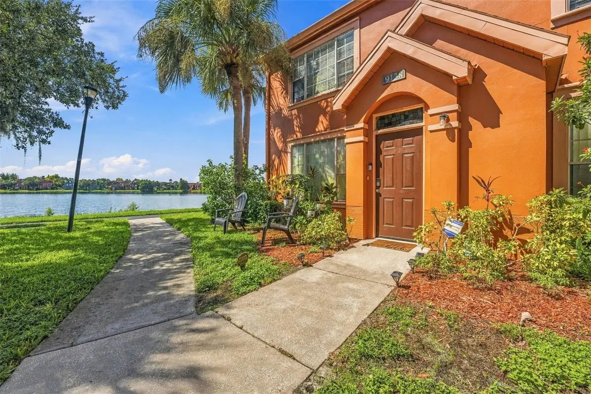 9138 Lake Chase Island Way, Tampa, FL 33626 - #1