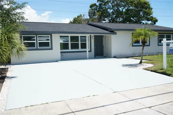 311 Country Club Drive, OLDSMAR, FL 34677
