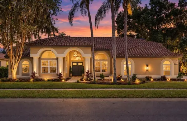 1384 Forestedge Boulevard, OLDSMAR, FL 34677