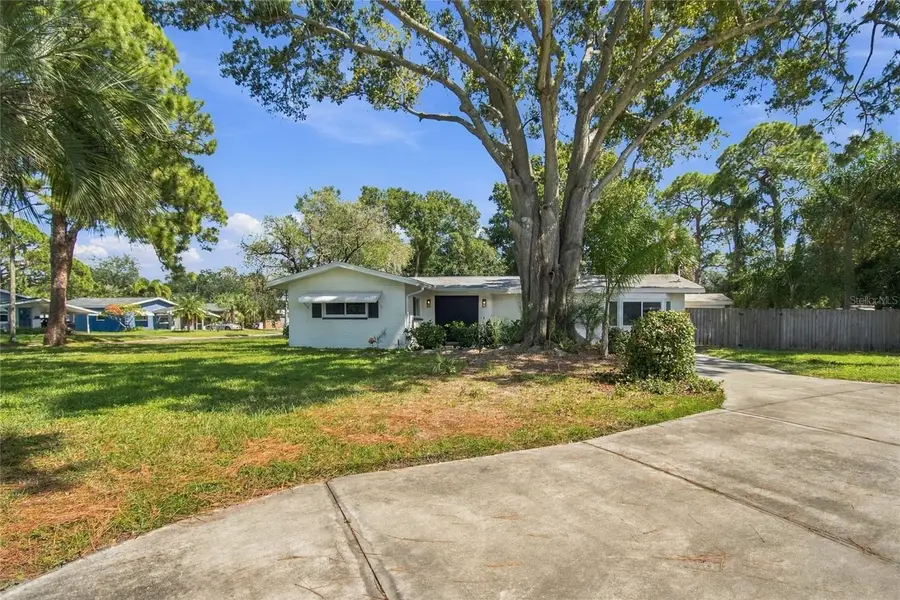 5625 Atlantic Avenue N, Saint Petersburg, FL 33703 - #3