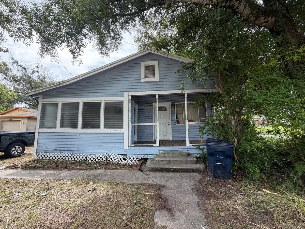 2907 E Lake Avenue, Tampa, FL 33610 - #1