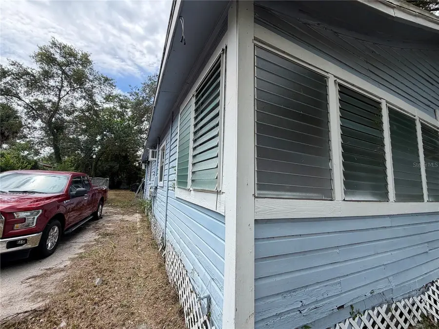 2907 E Lake Avenue, Tampa, FL 33610 - #3