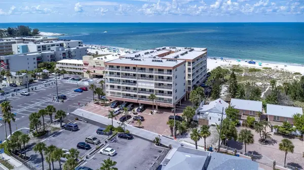 13000 Gulf Boulevard #211, MADEIRA BEACH, FL 33708
