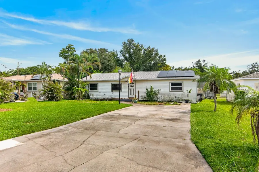 5260 43rd Avenue N, Saint Petersburg, FL 33709 - #3