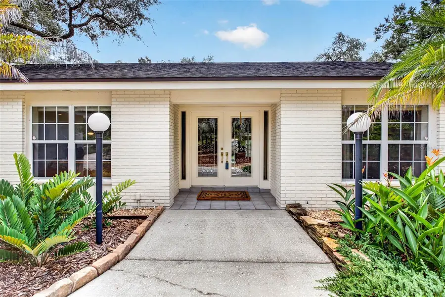 513 Garrard Drive, Temple Terrace, FL 33617 - #2