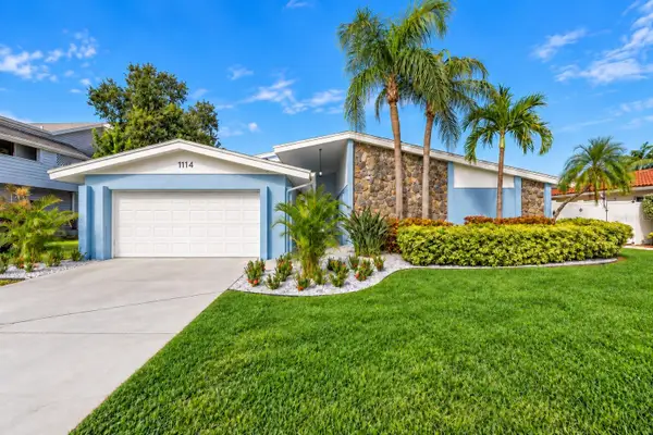 1114 2nd Avenue S, TIERRA VERDE, FL 33715