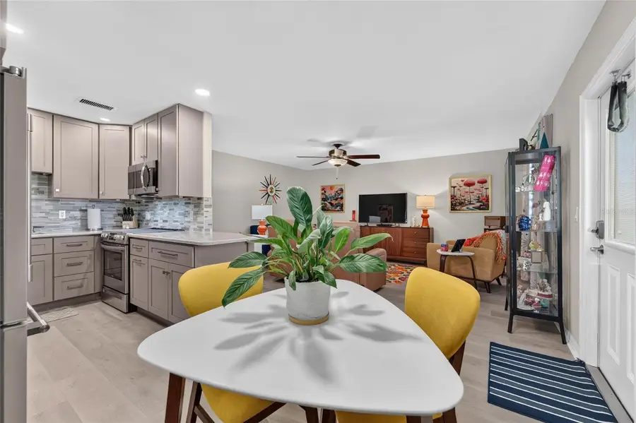 102 Cambridge Trail #220, Sun City Center, FL 33573 - #2