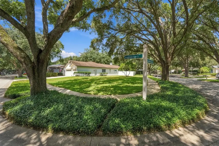 9316 Knightsbridge Court, Tampa, FL 33647 - #3