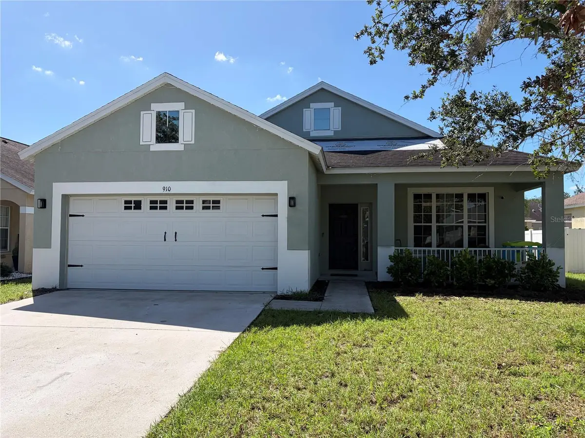 910 15th Street Ne, Ruskin, FL 33570 - #1