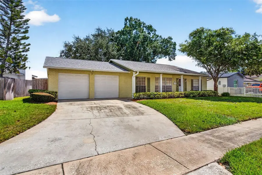 8512 Woodwick Court, Tampa, FL 33615 - #2