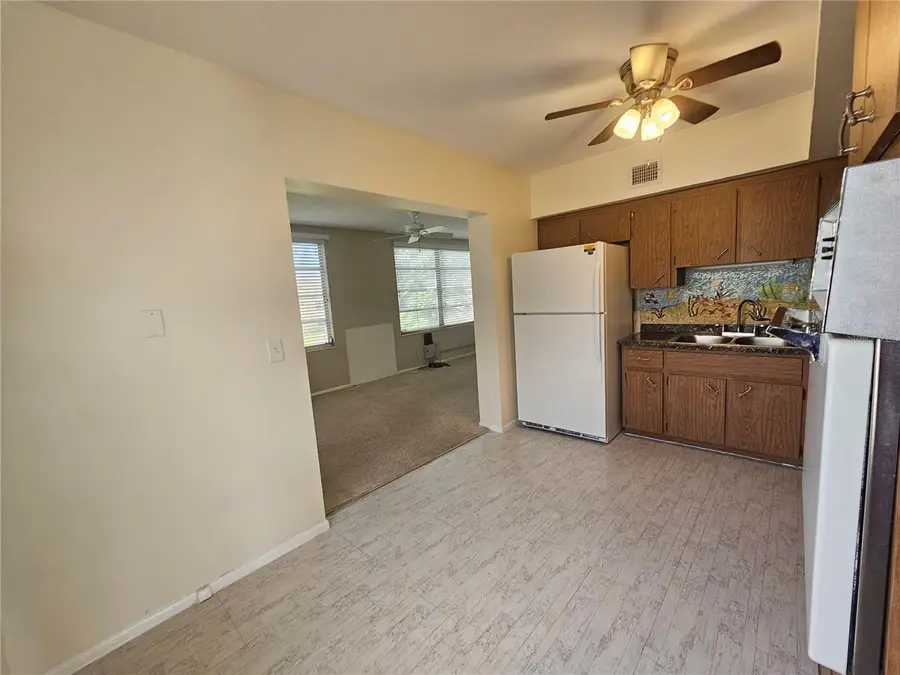 2070 World Parkway Boulevard #22, Clearwater, FL 33763 - #3