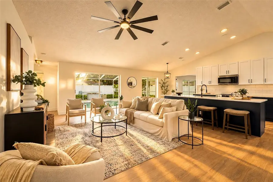 4410 Kendal Court, Valrico, FL 33596 - #3