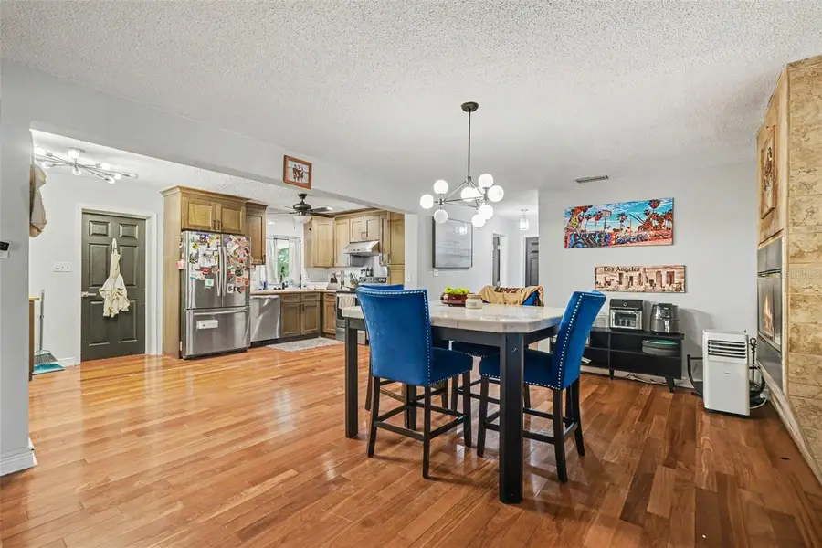 3022 Dartmouth Avenue N, Saint Petersburg, FL 33713 - #3