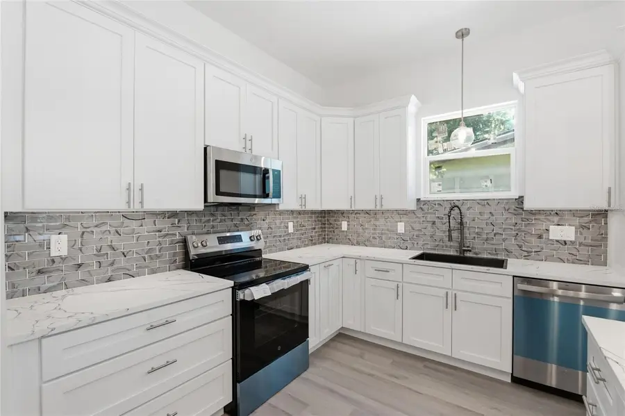 1320 10th Avenue S, Saint Petersburg, FL 33705 - #3