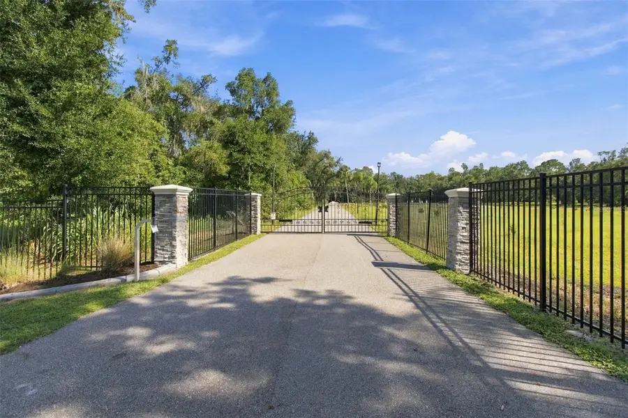 867 Sunset Lane, Lutz, FL 33549 - #2