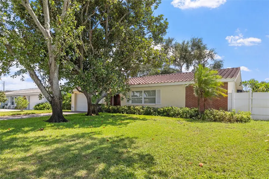 6232 43rd Avenue N, Kenneth City, FL 33709 - #2