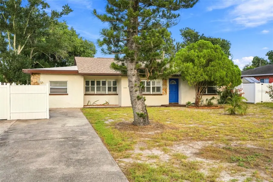 5030 Aragon Way S, Saint Petersburg, FL 33705 - #2
