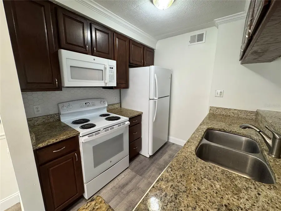 5306 W Kennedy Boulevard #112, Tampa, FL 33609 - #3
