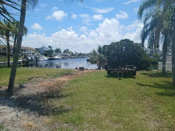 Westshore Drive, NEW PORT RICHEY, FL 34652