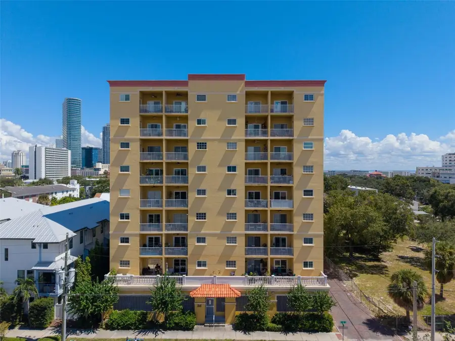 316 8th Street S #703, Saint Petersburg, FL 33701 - #2