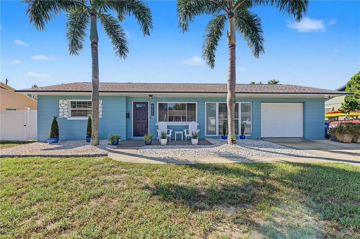 6742 35th Avenue N, Saint Petersburg, FL 33710 - #1