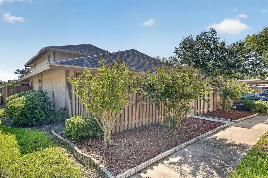 810 Hunters Court, Brandon, FL 33511 - #2