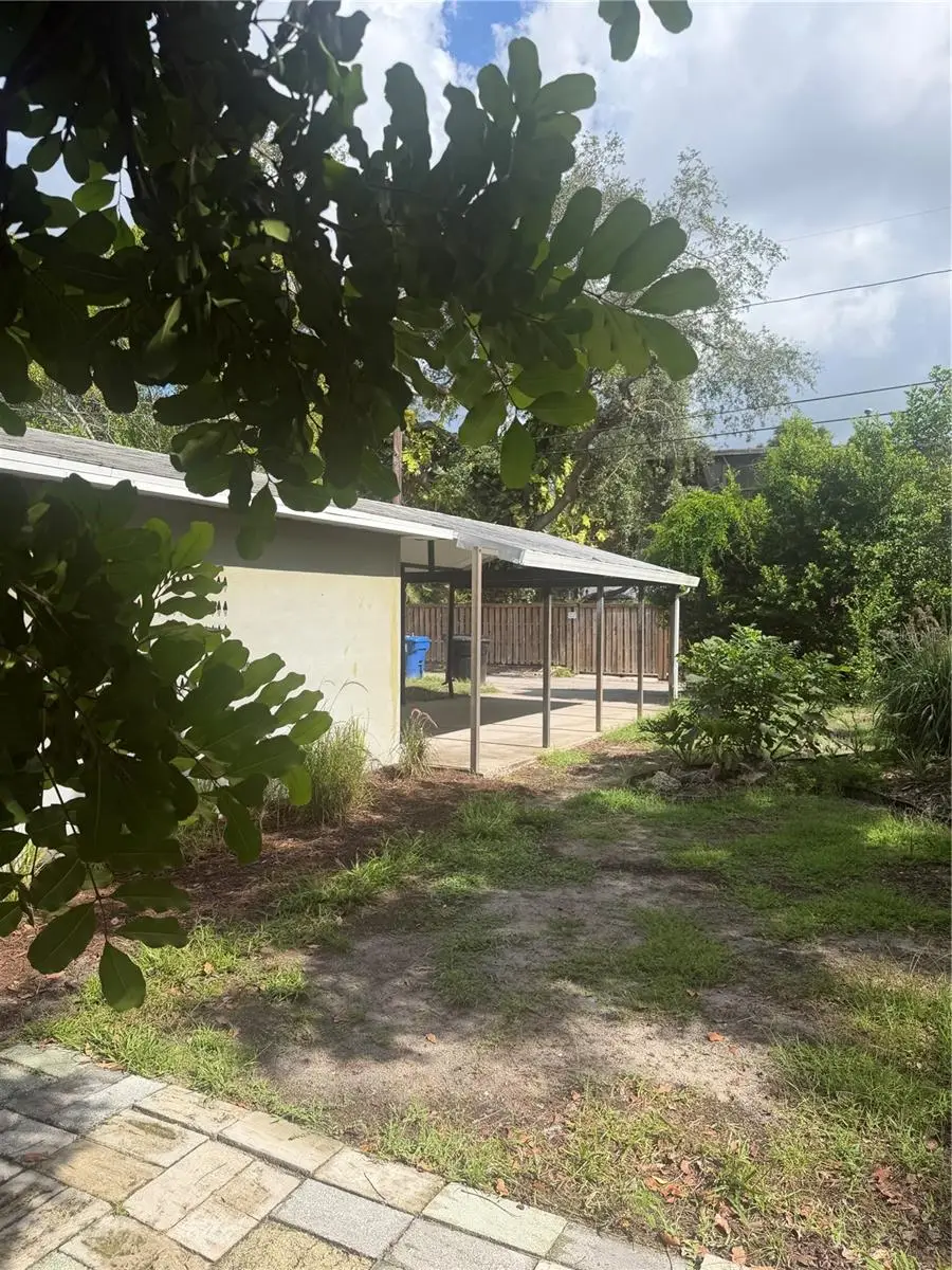 215 24th Avenue N, Saint Petersburg, FL 33704 - #3