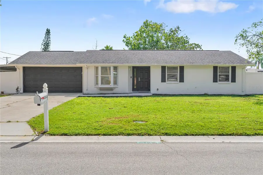 6321 Florida Circle W, Apollo Beach, FL 33572 - #3