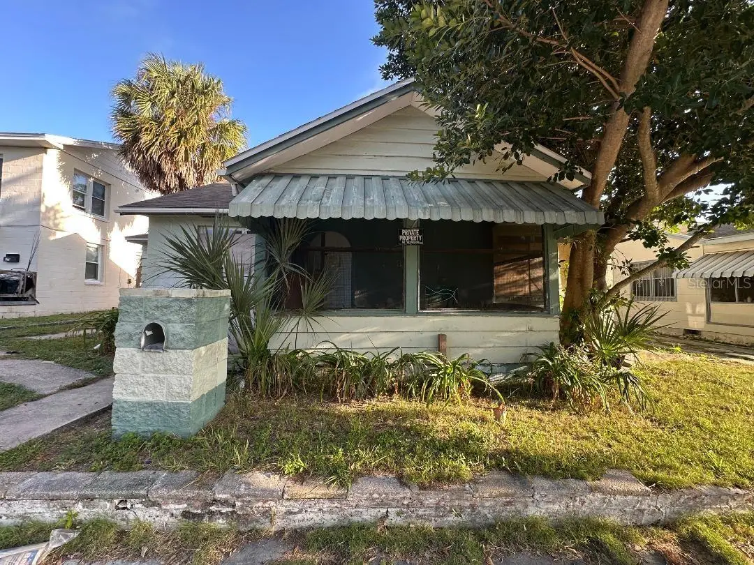 821 Paris Avenue S, Saint Petersburg, FL 33701 - #1