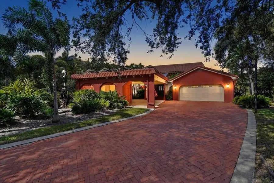 2278 Kings Point Drive, Largo, FL 33774 - #2