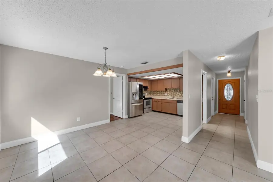 9602 Hidden Oaks Circle, Tampa, FL 33612 - #3